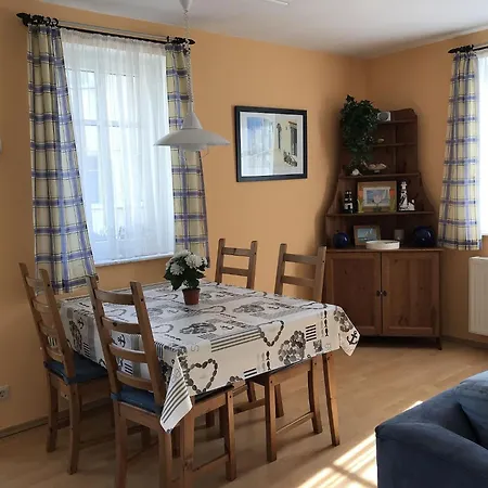 Apartment Bernsteinhaus 3 Zi Whg Im Eg, 2 Terrassen, Strandnah Mit Kamin Und Wlan *