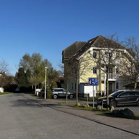 Bernsteinhaus 3 Zi Whg Im Eg, 2 Terrassen, Strandnah Mit Kamin Und Wlan Apartment